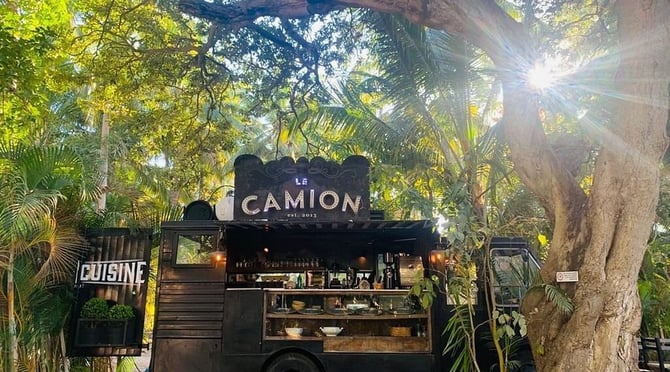 ⁠La Camion